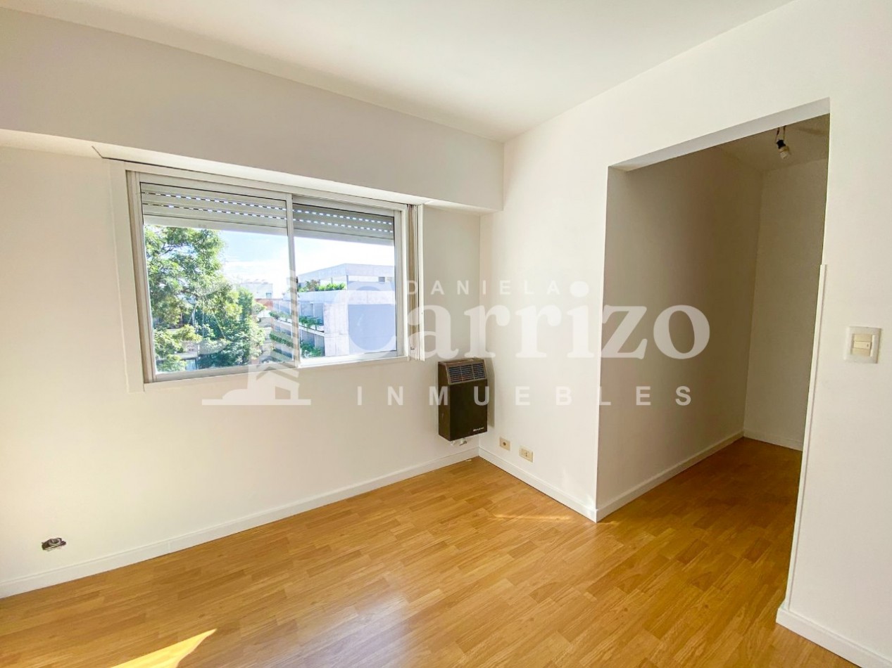 DEPARTAMENTO EN ALQUILER EN CASTELAR. RODRIGUEZ PEÑA AL 800