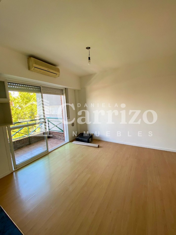 DEPARTAMENTO EN ALQUILER EN CASTELAR. RODRIGUEZ PEÑA AL 800