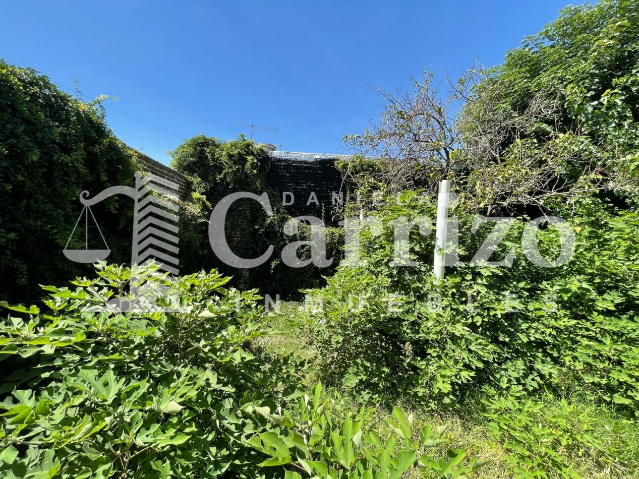 Casa en Venta a Reciclar. Proxima a Barrio Aeronautico. Ituzaingo Norte.