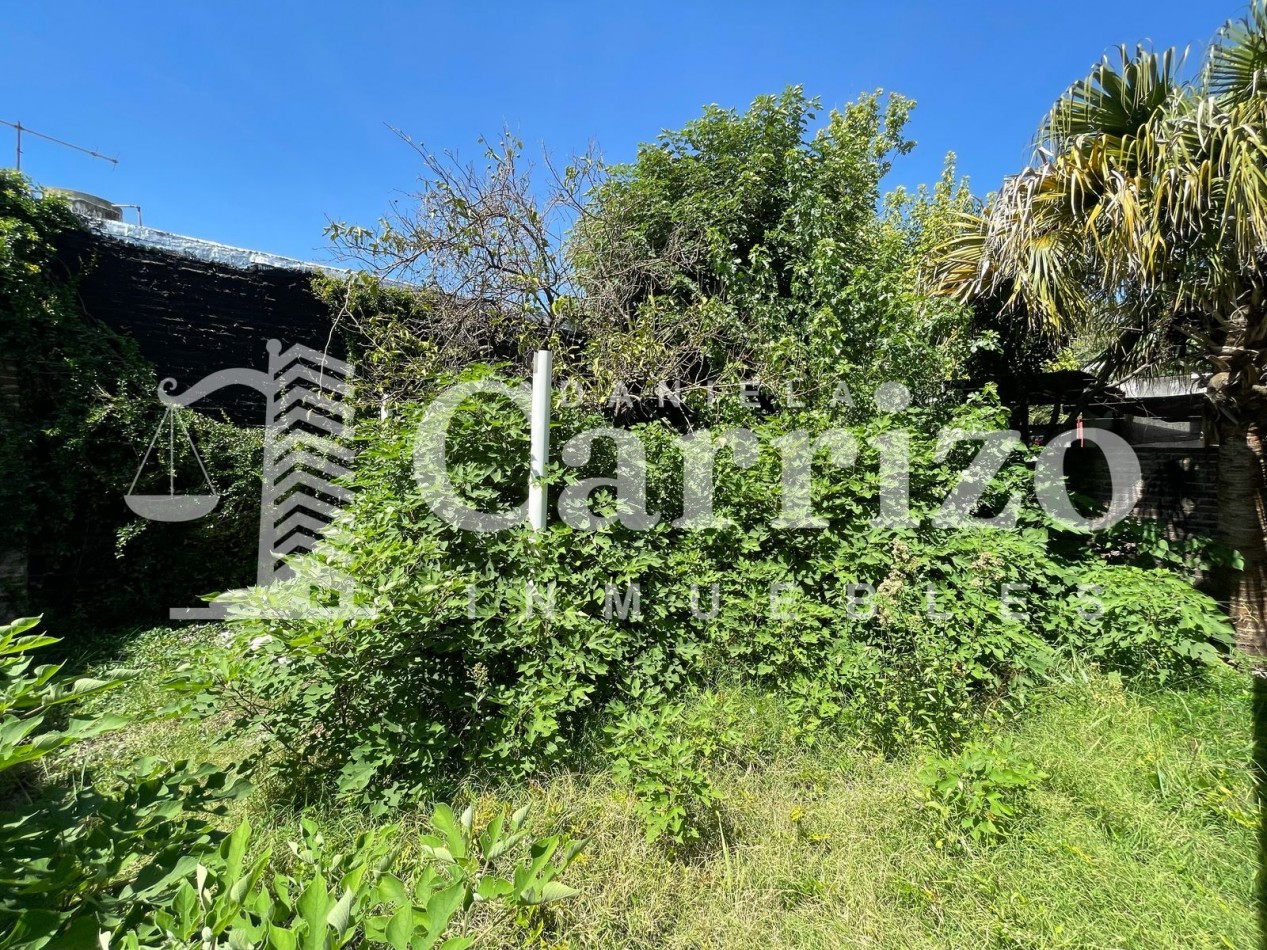 Casa en Venta a Reciclar. Proxima a Barrio Aeronautico. Ituzaingo Norte.