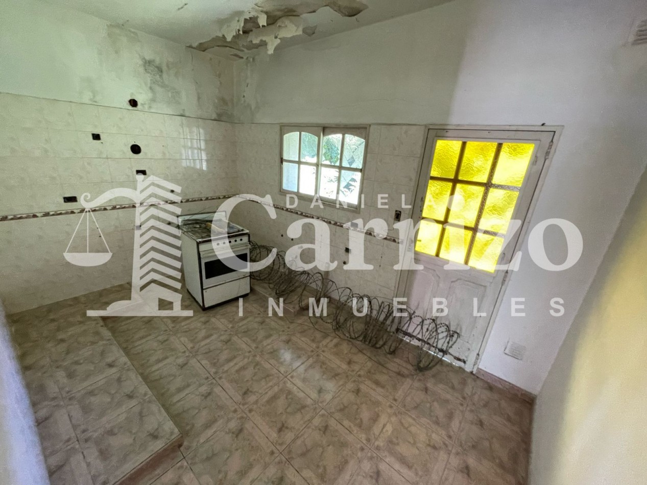 Casa en Venta a Reciclar. Proxima a Barrio Aeronautico. Ituzaingo Norte.