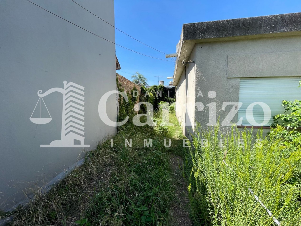 Casa en Venta a Reciclar. Proxima a Barrio Aeronautico. Ituzaingo Norte.
