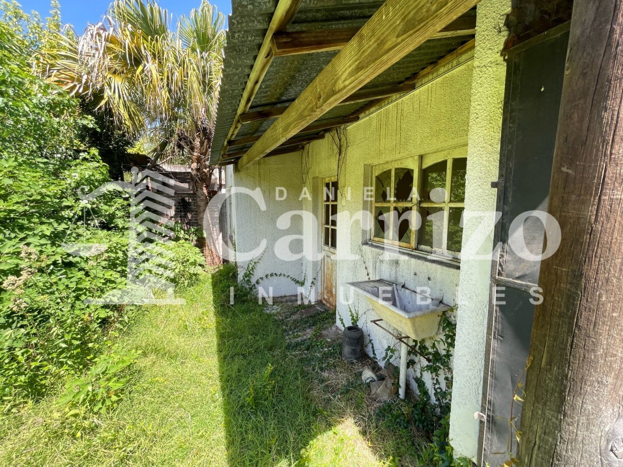 Casa en Venta a Reciclar. Proxima a Barrio Aeronautico. Ituzaingo Norte.